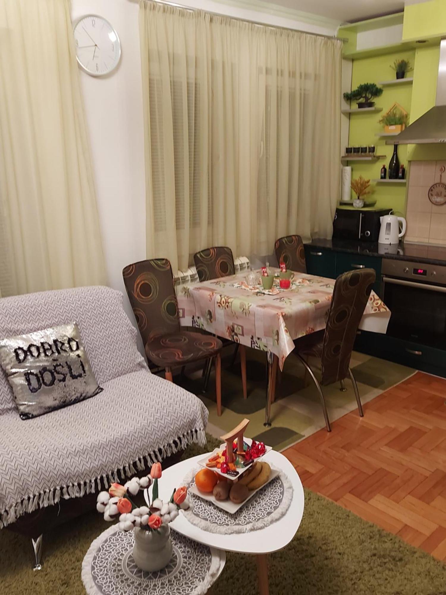 Stancicmilena Apartman Pozsarevác Szoba fotó